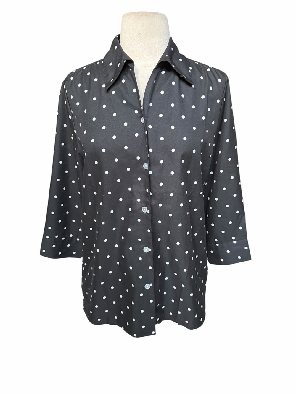 Late 90s/Y2K Deadstock w/o Tag National 100% Poly Black & White Button Down Shir